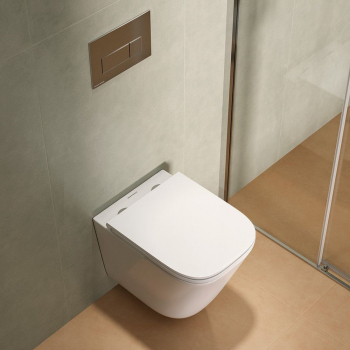 Унитаз Кубо Торнадо подвесной с системой смыва торнадо с крепежом и сиденьем, белый глянцевый